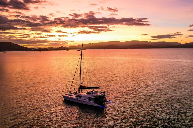 Private 2hr Yacht Hire Whitsundays - Views toward the Whitsunday Islands