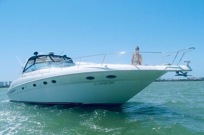 Private 50FT Yacht Rental in Cancún P8 - Drinks, food, and extra costs