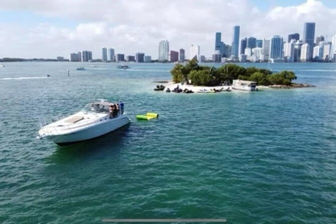 Private 52' Yacht Rental with Captain in Miami - Weather and cancellation details that matter