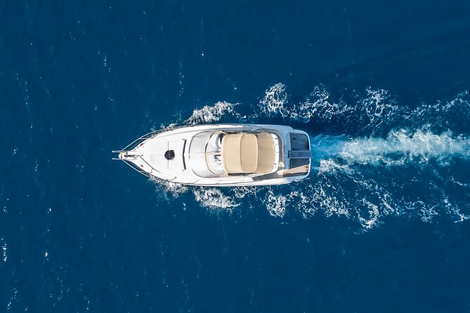 Private all included yacht Tour in Santorini - Timing, pickup, and group size
