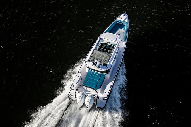 Private Axopar 37 MotorYacht Cruise in Santorini w/ Snack & Drink - Snacks, drinks, and the practical comfort level