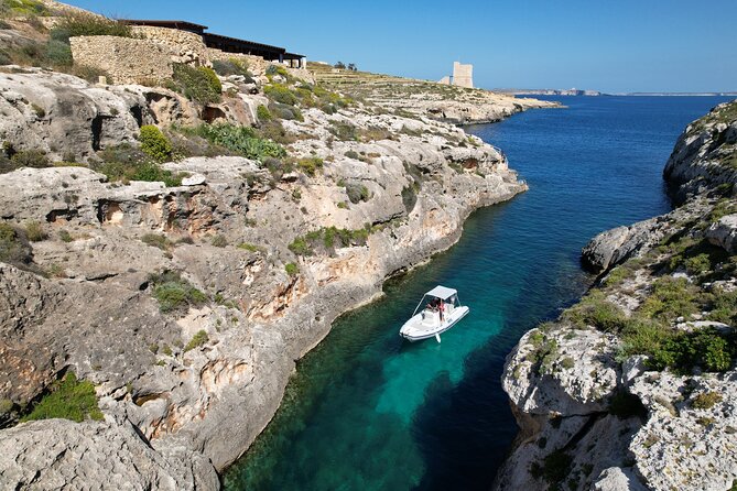 Private Boat Charter Comino, Blue Lagoon, Crystal Lagoon, Gozo - Blue Lagoon: the longest Comino stop