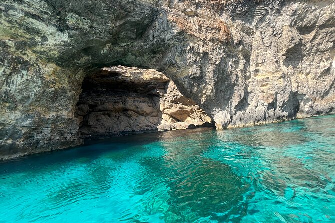 Private Boat Charter: Gozo, Comino, Blue Lagoon, Crysral Lagoon - Seeing Gozo from the water at Hondoq Bay