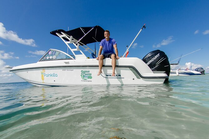 Private boat charter in Grand Cayman - What is included on board