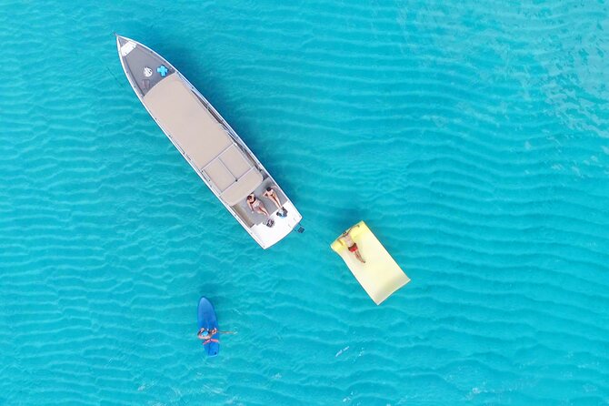 Private Boat Charter Saint Martin & natural reserve - Creole Rock brings the first water activity