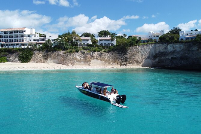 Private Boat Charter St Maarten / St Martin - La Samanna and the long stretch of Baie Longue