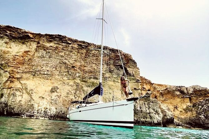 Private Boat Charter to Comino Blue Lagoon - The long run toward Comino