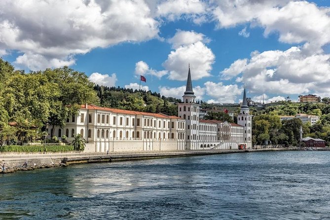 Private Bosphorus Cruise and Egyptian Bazaar with Motor Yacht - The guide can make or break the day