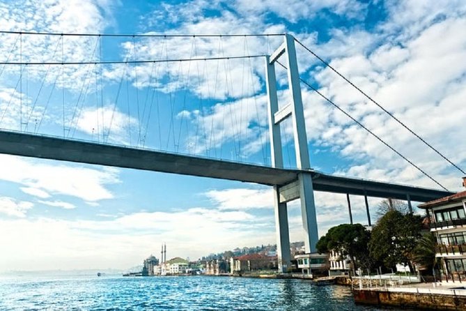 Private Bosphorus Cruise and Egyptian Bazaar with Motor Yacht - The Egyptian Bazaar, spices and salesmanship