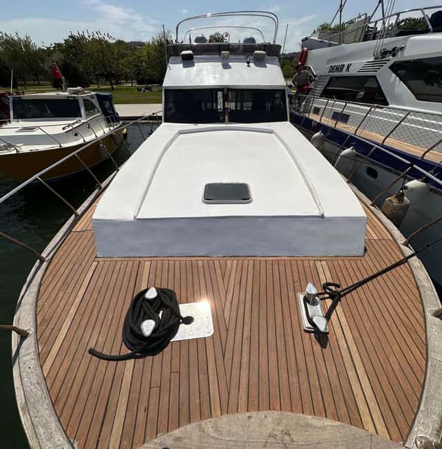 Private Bosphorus Yacht Experience in Istanbul - Is $148 per person a fair price?