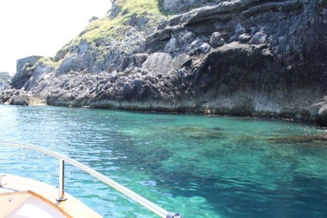 Private Capri Luxury Boat Experience: Cruise, Swim & Sunbathe - Swimming, sunbathing, and the best use of seven hours