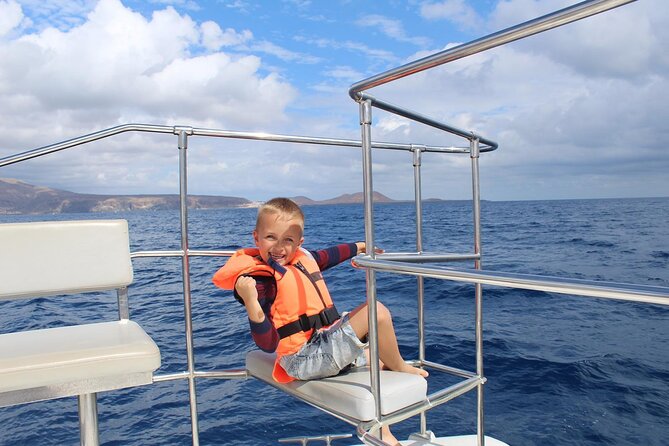 Private Catamaran Charter with Transfer, Buffet and Snorkeling - A flexible route along Tenerife’s coast