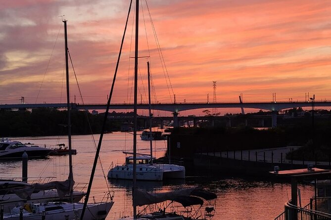 Private Catamaran Yacht Tour in Han River - Why sunset is worth planning around