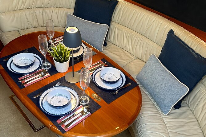Private Excursion to the Arrábida Coast on Board a Yacht - Why this yacht trip works so well for small groups