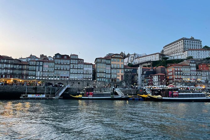 Private experience in the Douro (1 to 10 people) on a yacht just for you - Who should book this Douro yacht cruise
