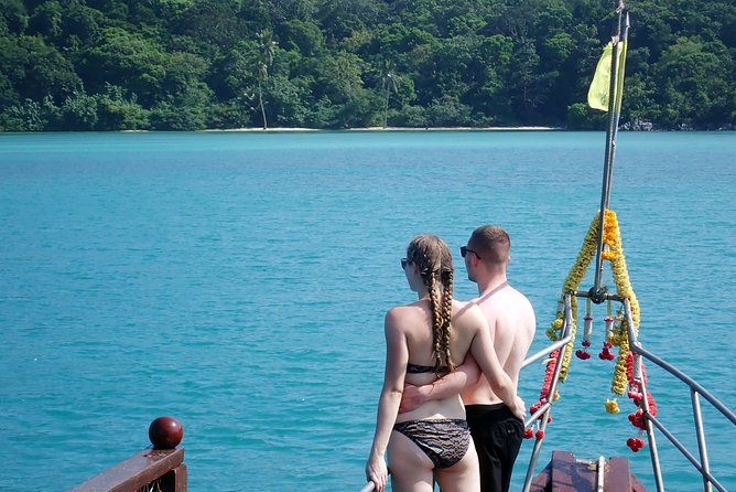 Private Full-Day Blue Dragon Yacht for Snorkeling Koh Tan & Visit Pink Dolphin - Pig Island adds an easygoing shore stop