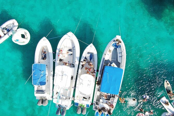 Private Full Day Boat Charter around St Thomas and St John - Comfort and practical details aboard