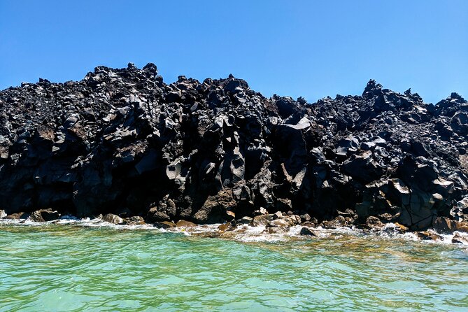 Private Full-Day Motor Yacht Cruise with Meal, Open Bar+Transfers - Palea Kameni and the Sulfurous Hot Springs