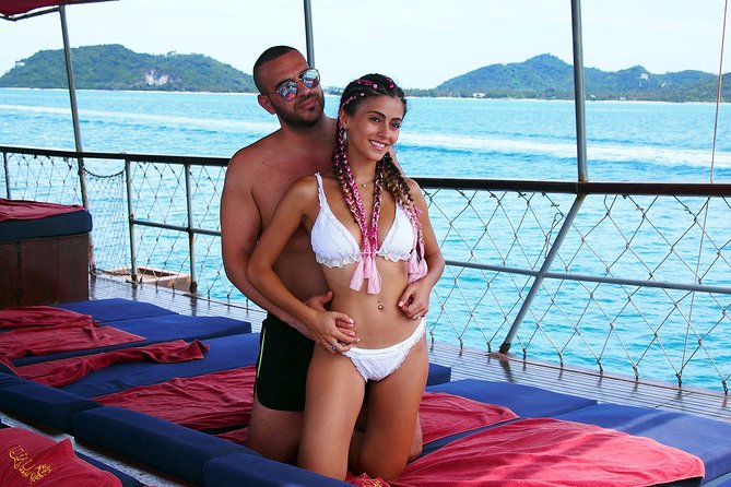 Private Full-Day Red Dragon Yacht for Snorkeling Koh Tan & Visit Pink Dolphin - Koh Tan snorkeling without the Koh Tao crowds