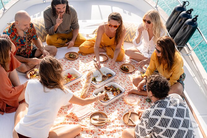 Private Half Day Boat Charter in Traditional Balearic Yacht - What the private price means for your group