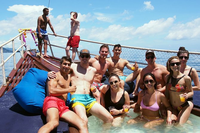 Private Half-Day Red Dragon Yacht for Snorkeling Koh Tan & Visit Pig Island - What the private price really buys you