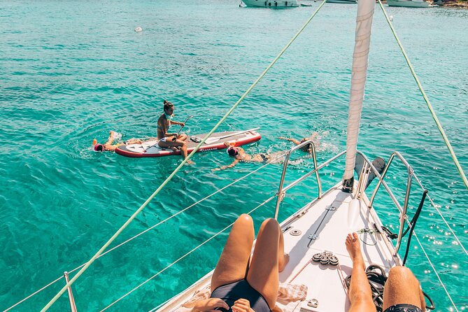 Private - Half Day Sailing from Hvar on a modern sail yacht (up to 8 travellers) - Leaving Hvar from the Riva