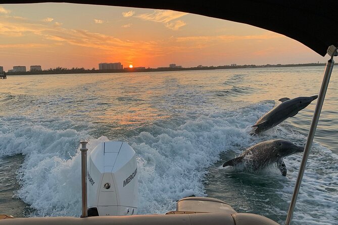 Private Luxury Boat Charter - The second hour: Sarasota homes and waterfront views