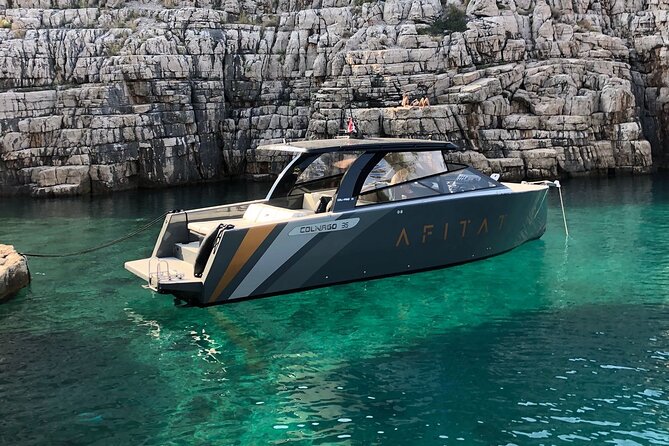 Private Luxury boat from Hvar, Brač and Split - The fuel charge is the key budget issue