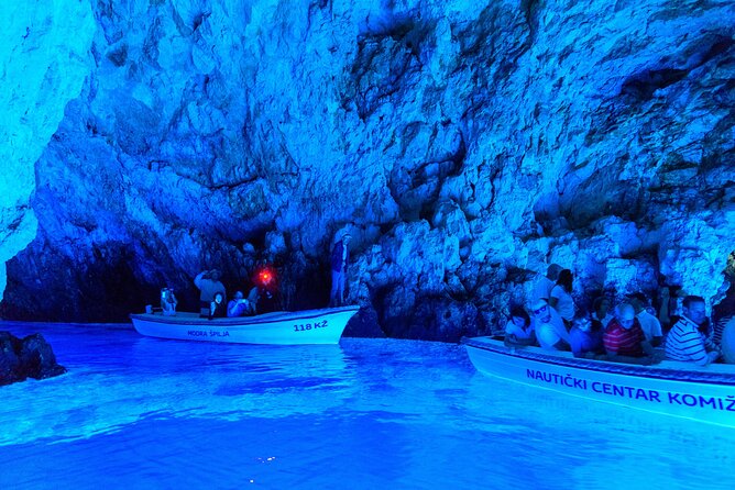 Private Luxury boat from Hvar, Brač and Split - Pickup from any hotel makes the morning easier