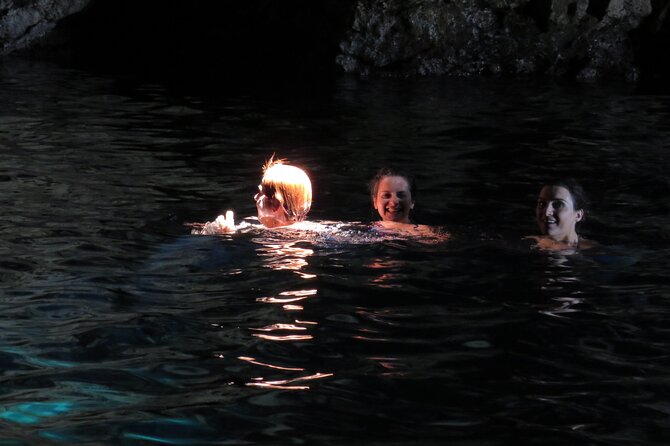 Private Luxury boat from Hvar, Brač and Split - Who will get the most from this boat day