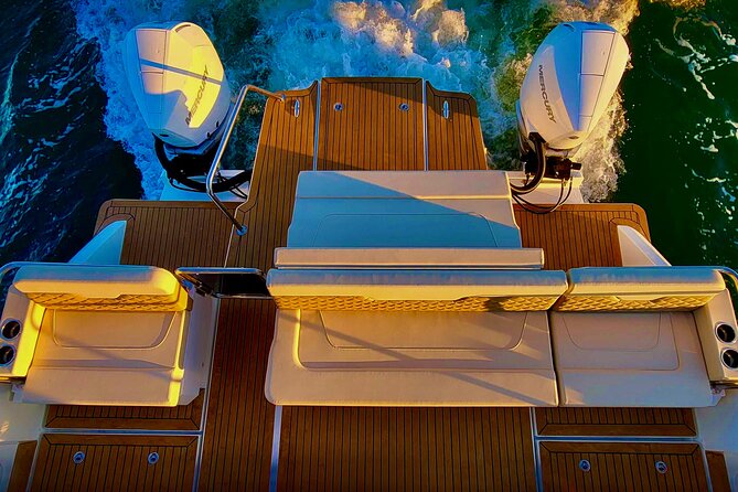 Private Luxury Catamaran Champagne Sunset Cruise - What $1,095 means for your group