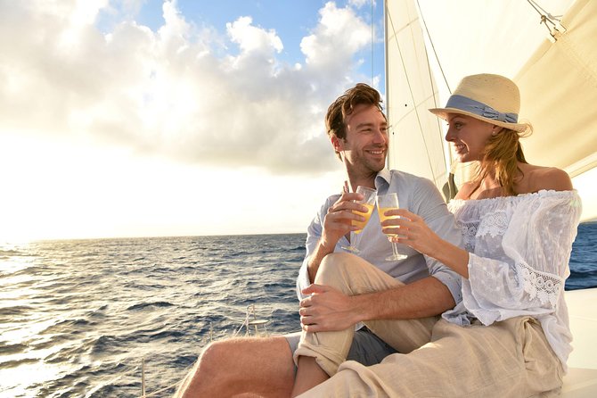 Private Luxury Catamaran Yacht. Full or Half Day Charter - Sail, Beach, Snorkel. - What the 47-foot Pisces feels like