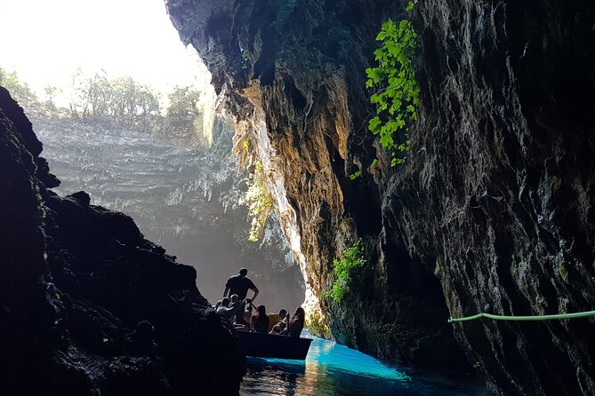 Private Luxury Cruise to Fteri, Melissani, Assos - Why this half-day route works