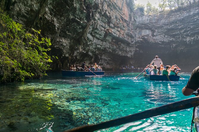 Private Luxury Cruise to Fteri, Melissani, Assos - Assos and the final hour on land