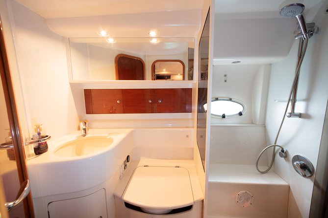 Private Luxury Everest Yacht Cruise from Dubai Marina - What the crew adds to the outing