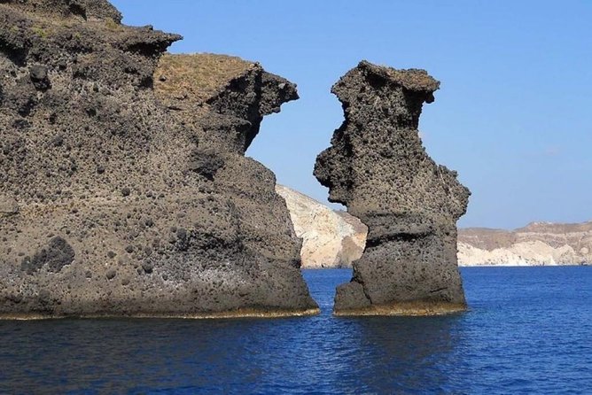 Private Luxury Santorini Catamaran Cruise with Port Pickup - Red Beach and the southern coast