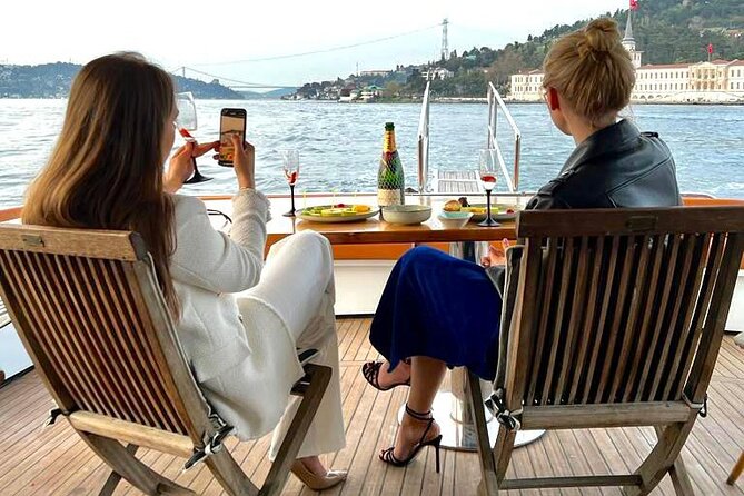 Private Luxury Yacht Cruise in Istanbul Bosphorus - Departure point and practical planning
