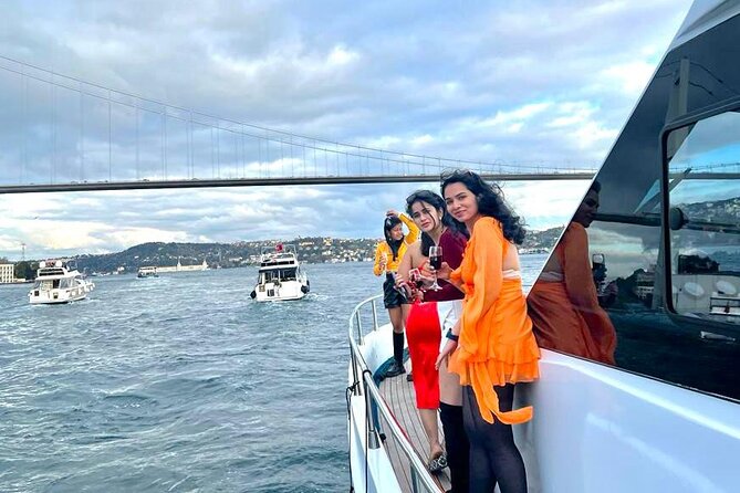 Private Luxury Yacht Cruise in Istanbul Bosphorus - Who should book this Bosphorus yacht cruise?