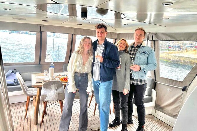 Private Luxury Yacht Cruise in Istanbul Bosphorus - Should you book it?