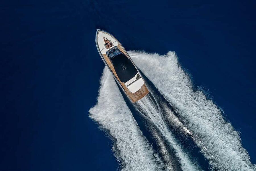 Private Luxury Yacht Tour in Lisbon with Local Guide - How Much Value Do You Get for $918?