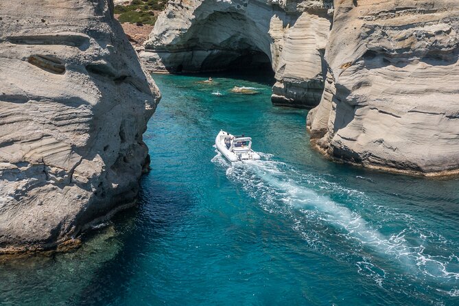 Private Milos Tour "Islands of Colours"- Luxury Boat Rental - Polyaigos and the eastern villages