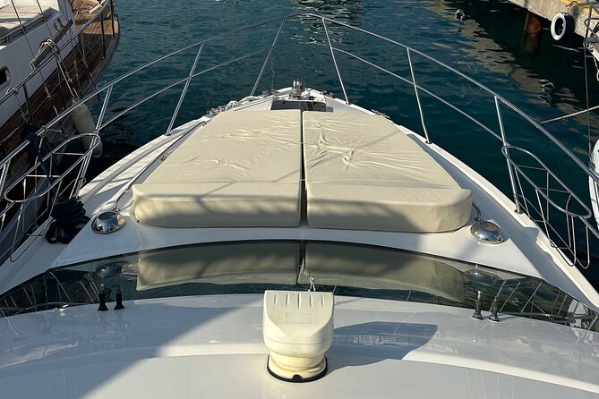 Private Motoryacht Cruise in Bodrum with Lunch - A private start from Halikarnas Harbour