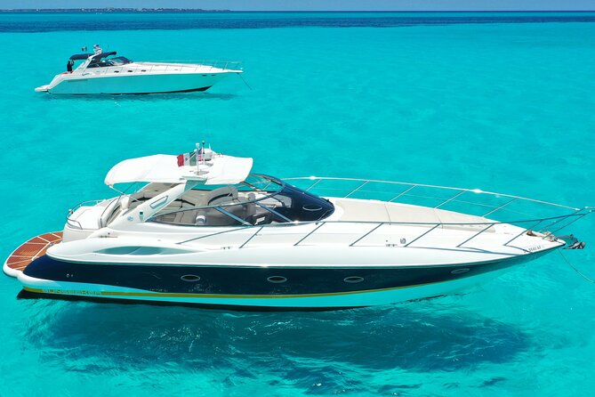 Private Premium Yacht 46FT Rental in Cancún - Cruising through mangroves and the Bay of Cancún