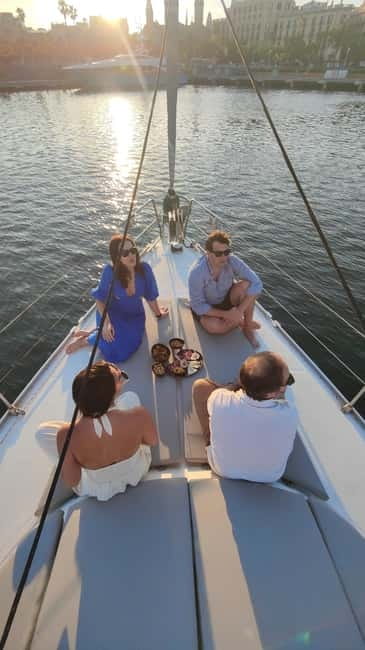 Private Sailboat Barcelona Luxury Boat + Aperitifs & Drinks - The first 105 minutes: Barcelona from the water