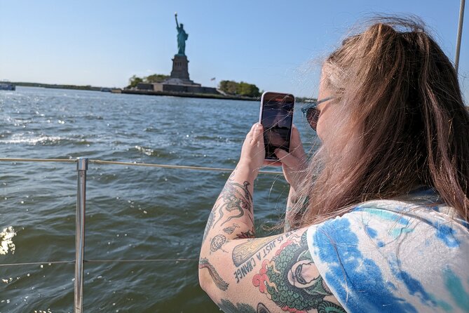 Private Sailing Charter in Brooklyn - The Brooklyn Bridge and the ride back