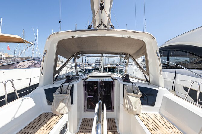Private sailing yacht by the Bay of Palma and nearby coves - Juan and the Human Side of the Charter