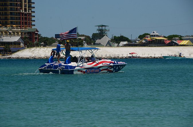 Private Speed Boat Charter with Experienced Captain - Price, group size, and the fuel surcharge