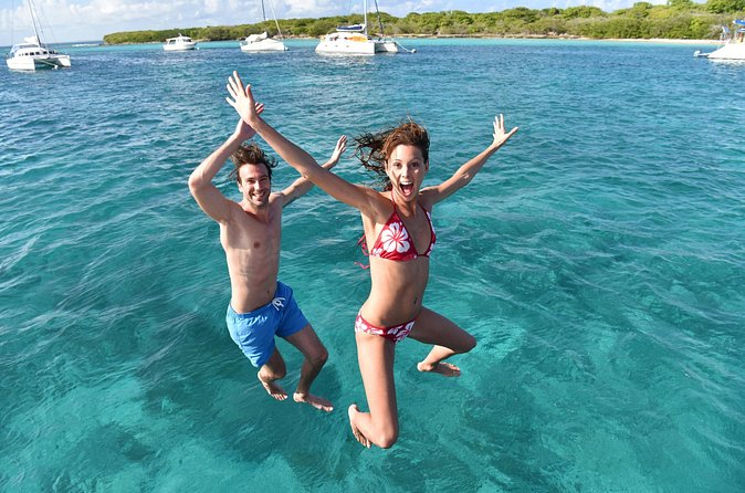 Private St Thomas Luxury Catamaran Trip for Groups up to 24 Guest - Drinks, music, and the missing lunch