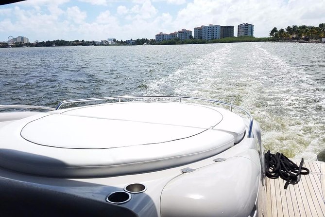 Private SUNSEEKER 60 Yacht Experience for up to 20 Guests - Service is the strongest part