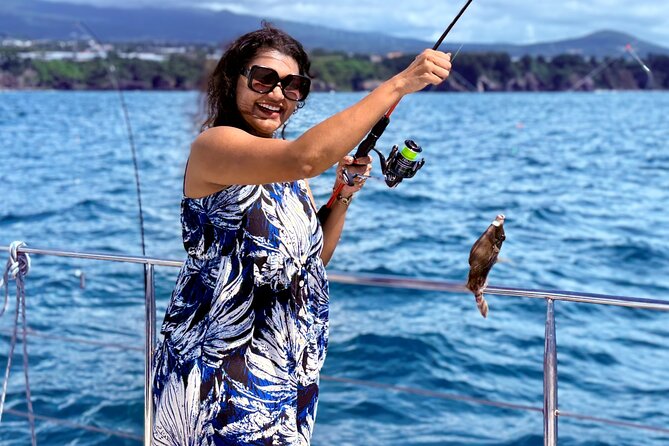 Private Tour in South Jeju including Yacht Cruise - O’Sulloc Tea Museum and Innisfree Jeju House